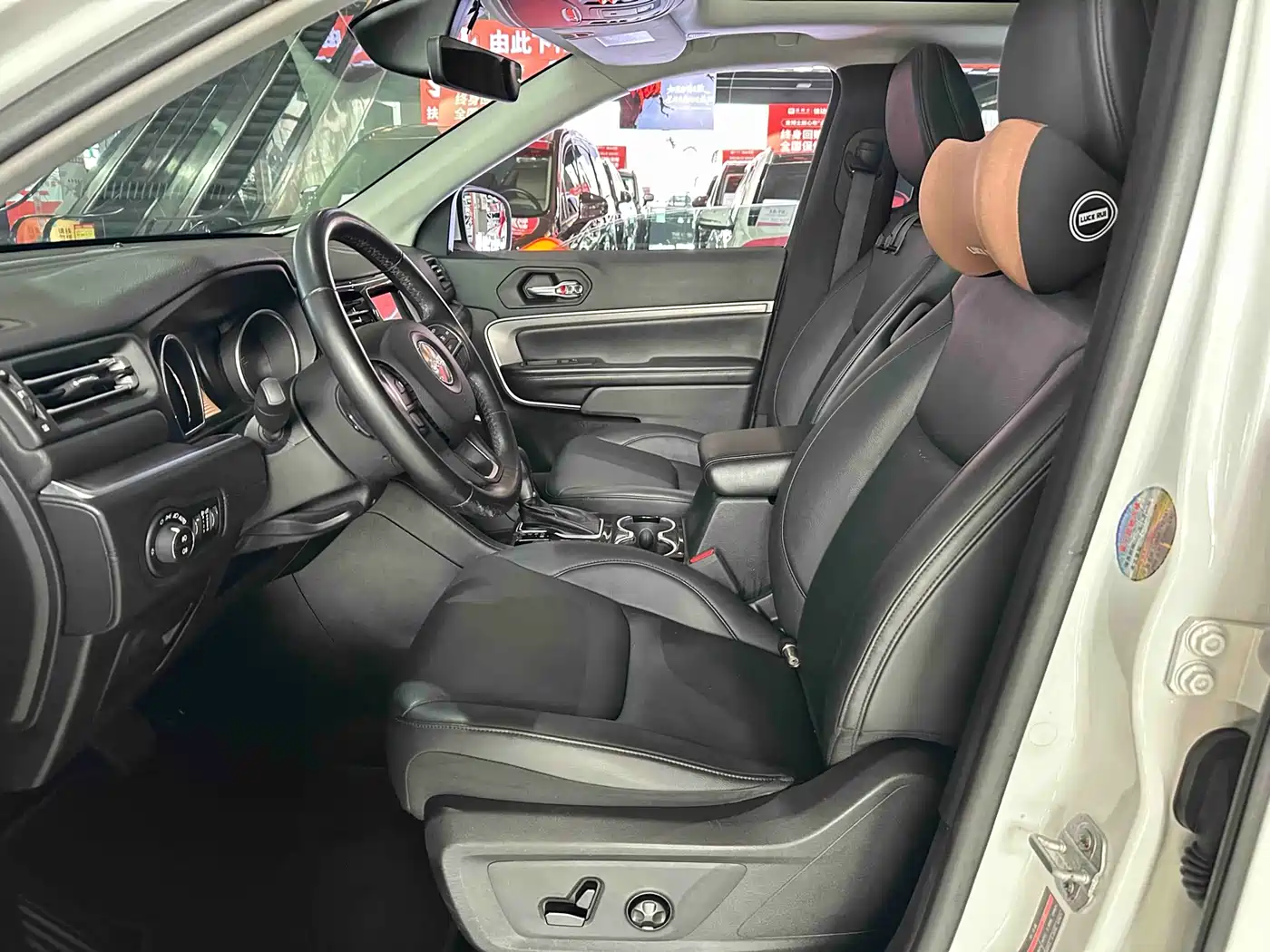 JEEP GRAND COMMANDER