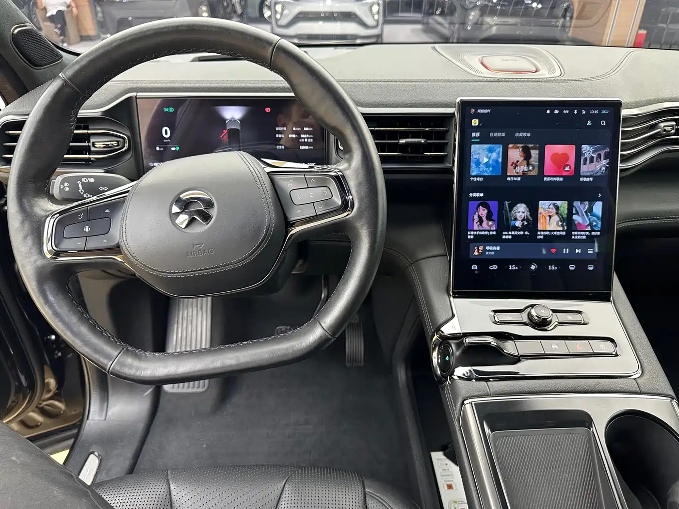 NIO ES8 2021 2020 415KM 6-Seater