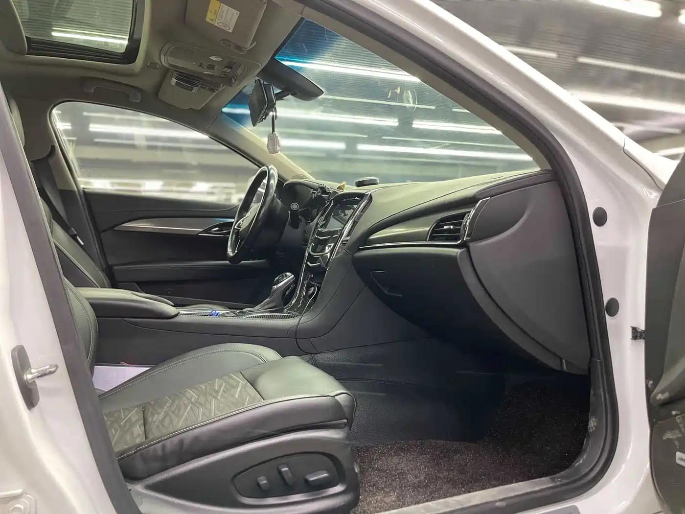 Cadillac ATS-L 2017 28T Technology фото 11