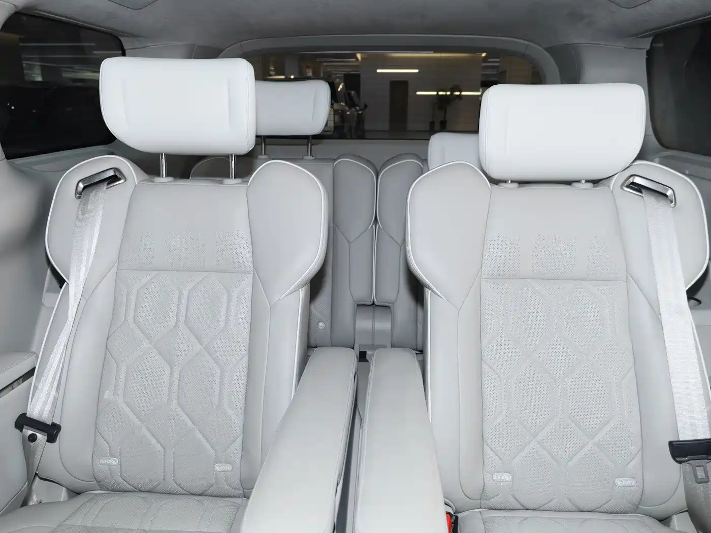 Volvo EM90 2024 2025 Ultra Six-Seater