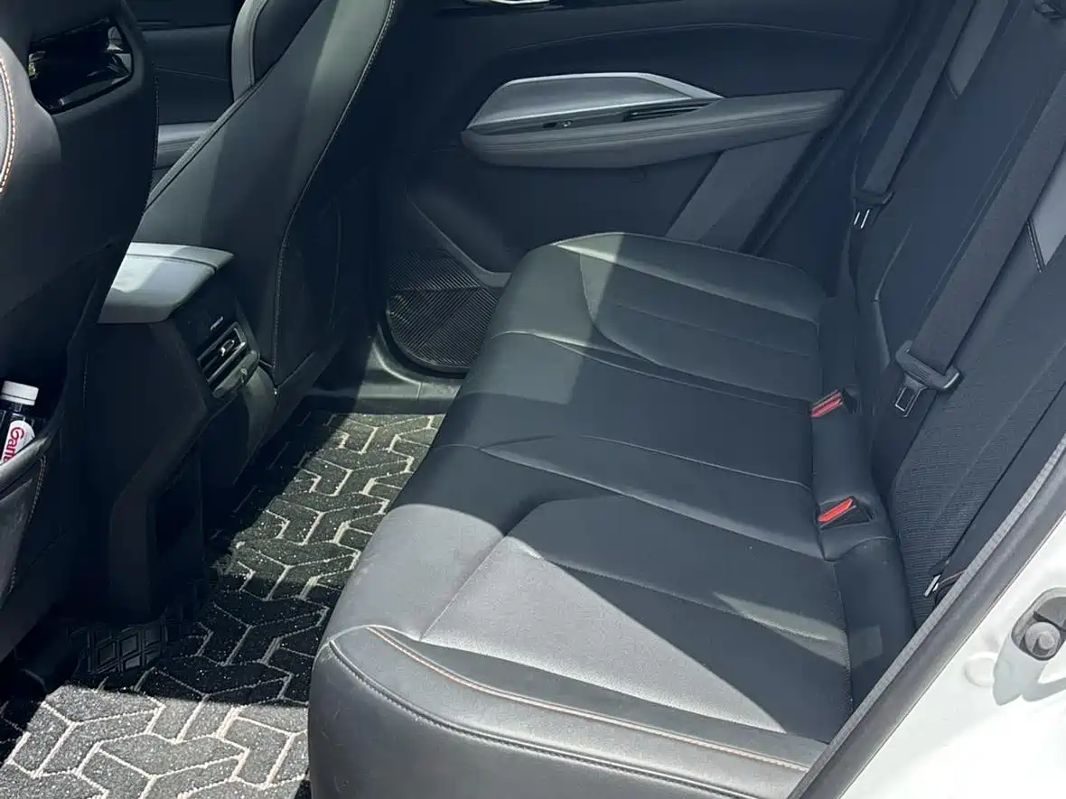 CHANGAN CHANGAN AUCHAN Z6