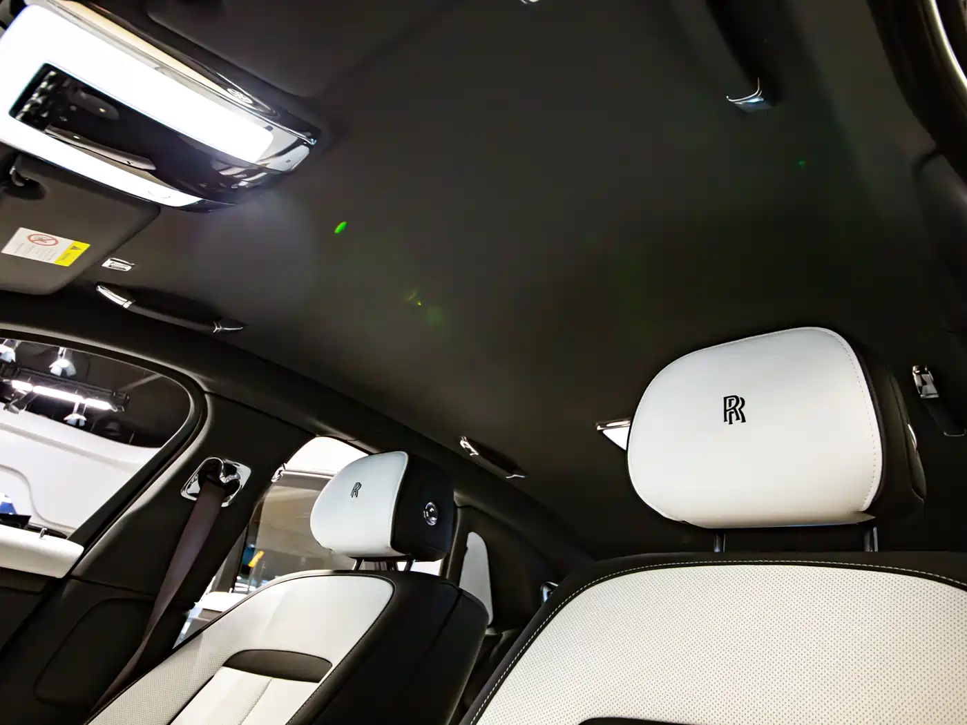 Rolls-Royce Ghost 2021 6.7T Standard Wheelbase фото 7