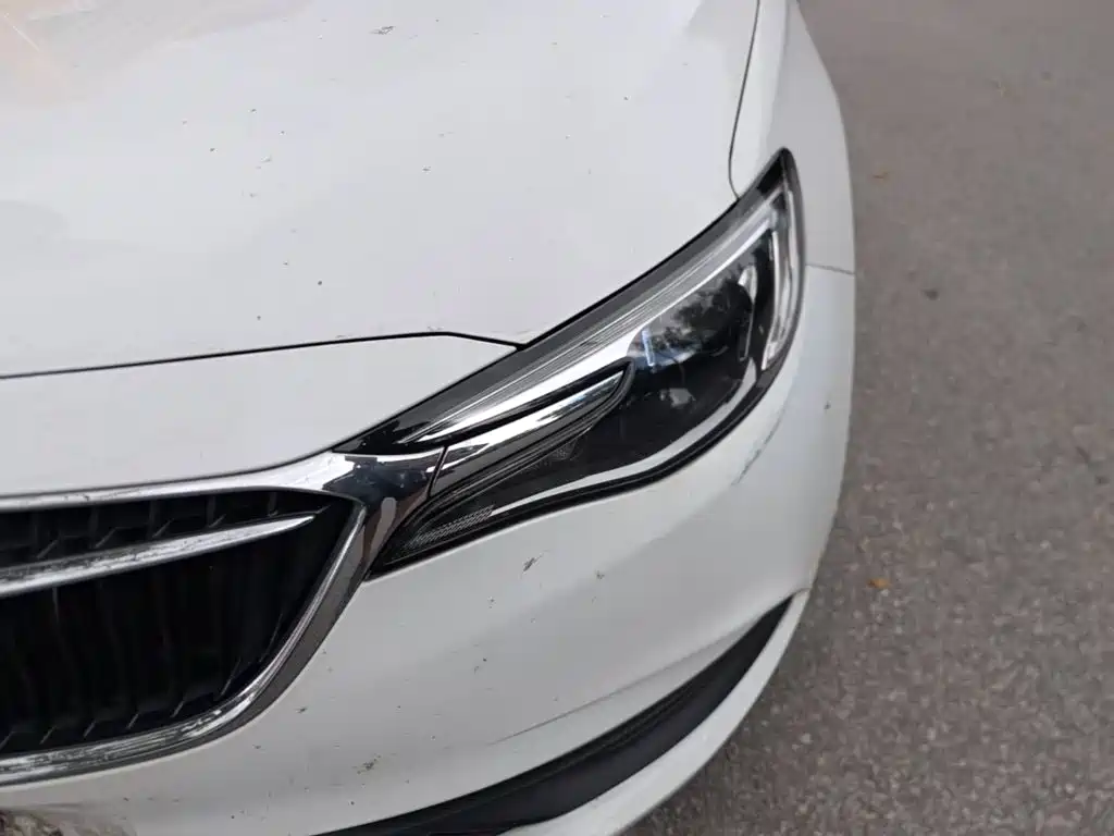 Фото 24 - Buick Excelle
