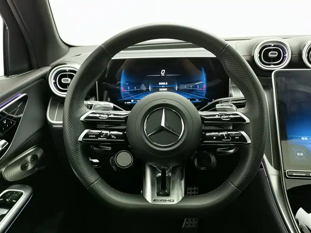 MERCEDES-BENZ GLC AMG