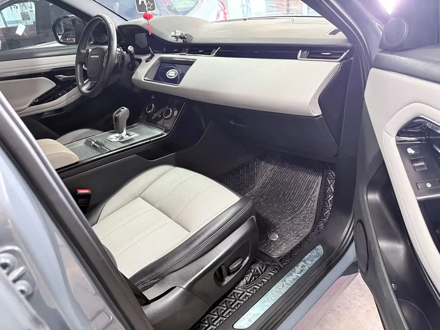 LAND ROVER RANGE ROVER AURORA