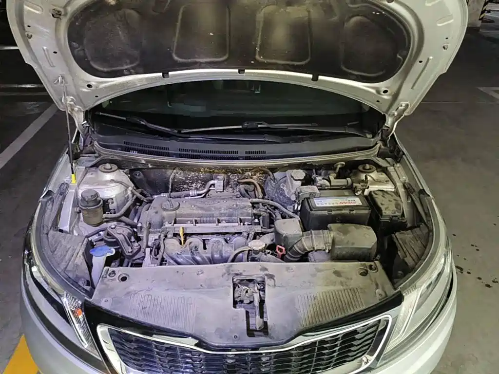 Kia K2 2011 2011 Sedan 1.4L AT TOP