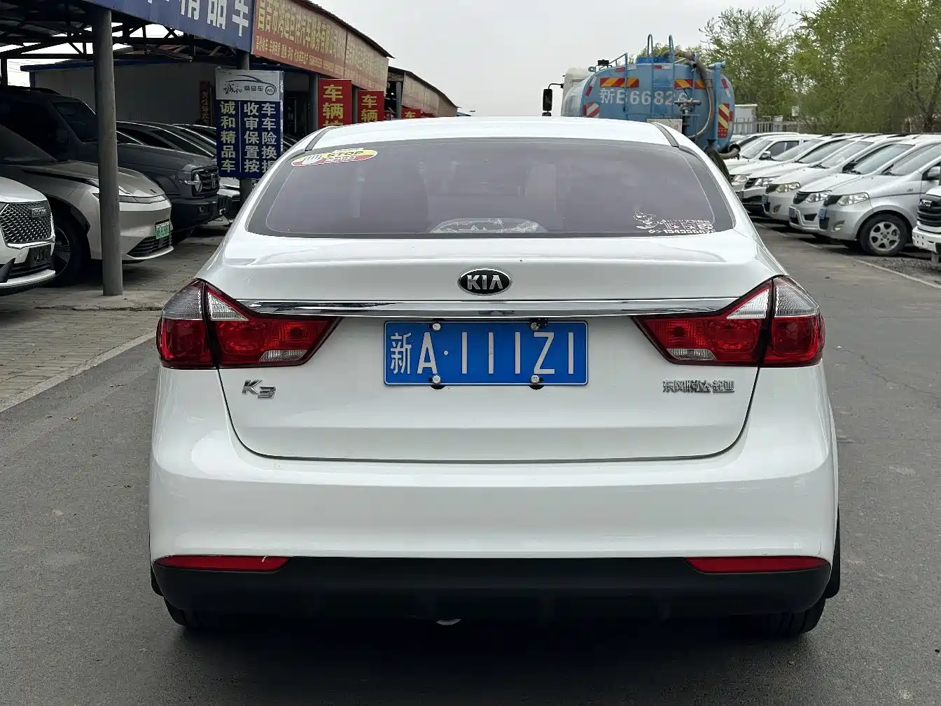 KIA K3