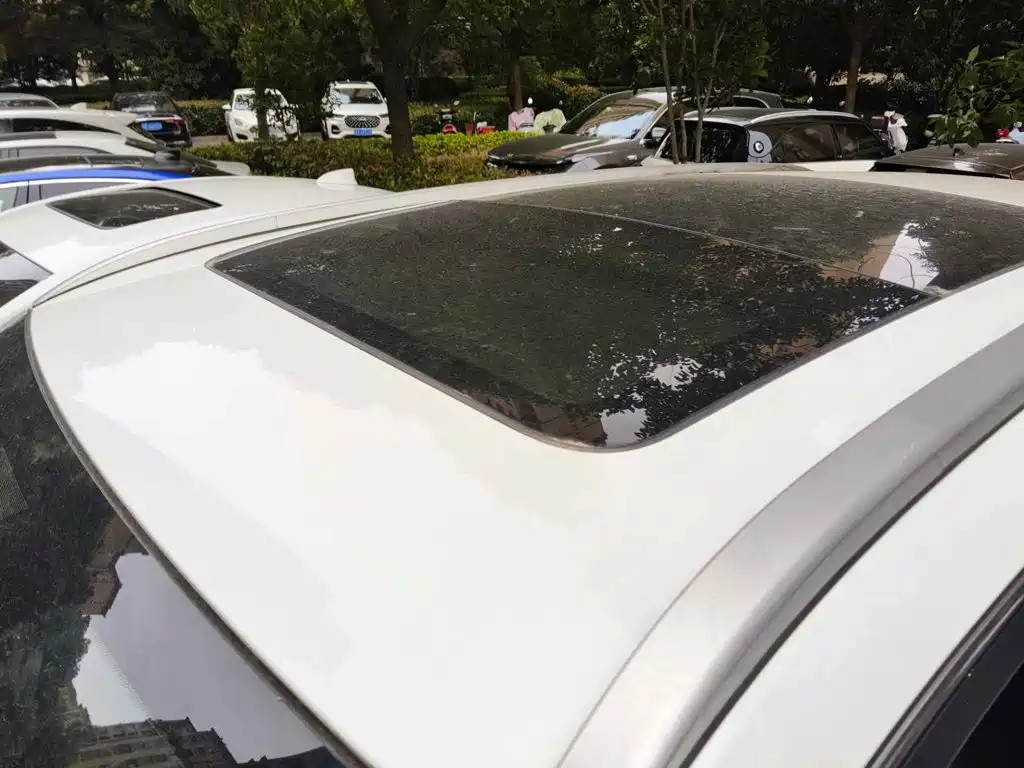 Фото 5 - Geely Atlas
