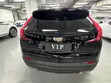 Photo 16 - Cadillac XT4
