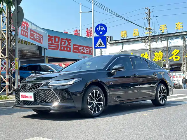 TOYOTA ASIAN DRAGON 2023