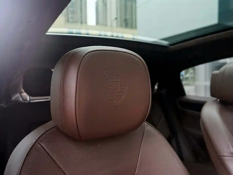 Porsche Cayenne 2020 Cayenne S Coupé 2.9T фото 30