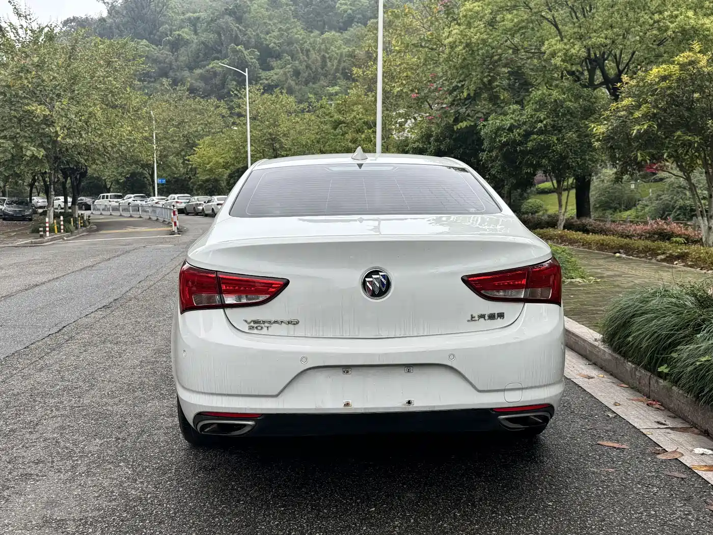 Buick Verano 2018 Sedan 20T Dual Clutch Leading фото 9