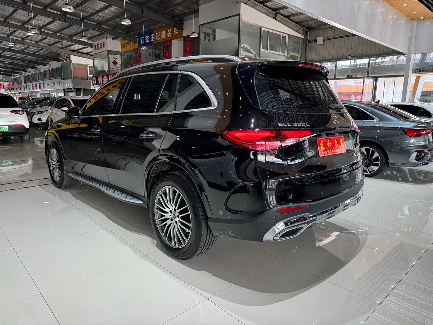 Mercedes-Benz GLC 2023 GLC 300 L 4MATIC Dynamic 7-Seater фото 10
