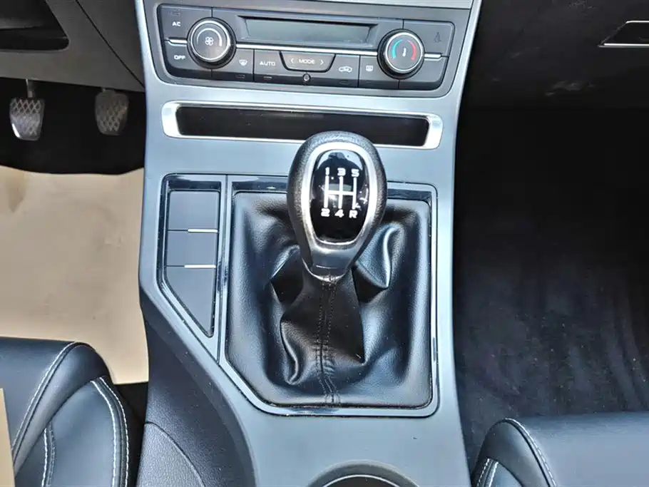 GEELY AUTOMOBILE EMGRAND