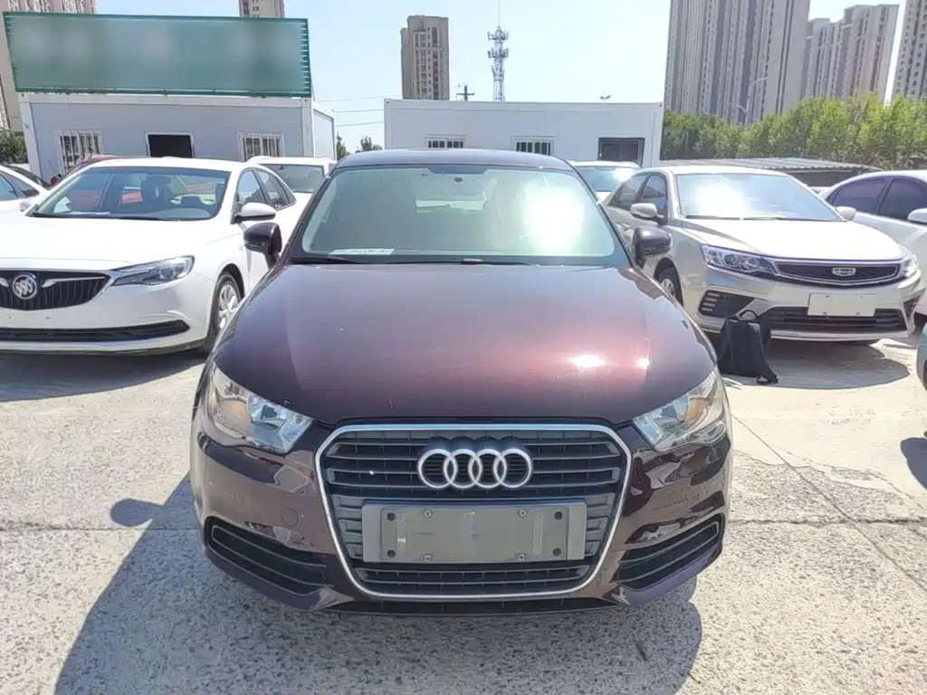 Audi A1 2015 2014 30 TFSI Fashion
