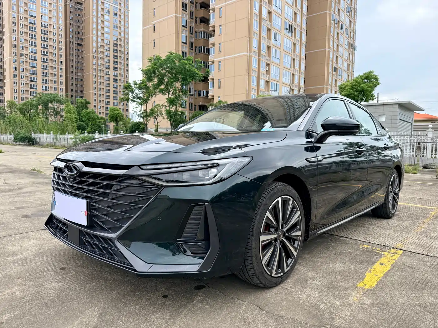 Chery Arrizo 8 2023 High Energy Edition 2.0T DCT Royal