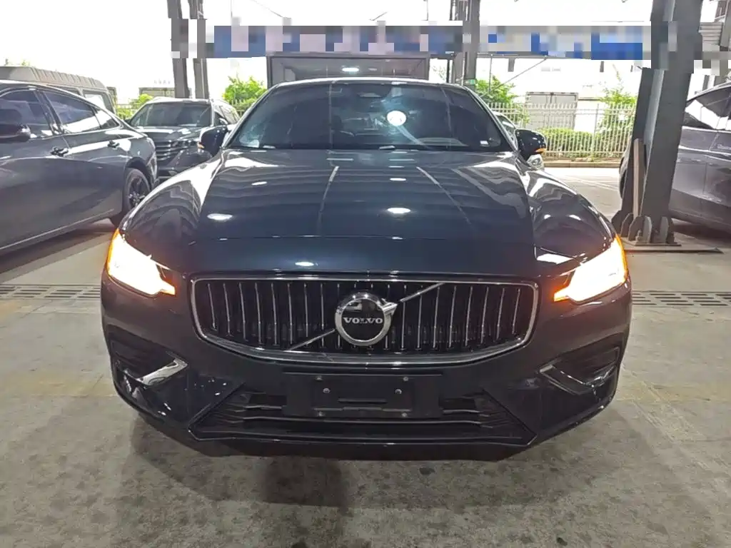 Photo 3 - Volvo S60