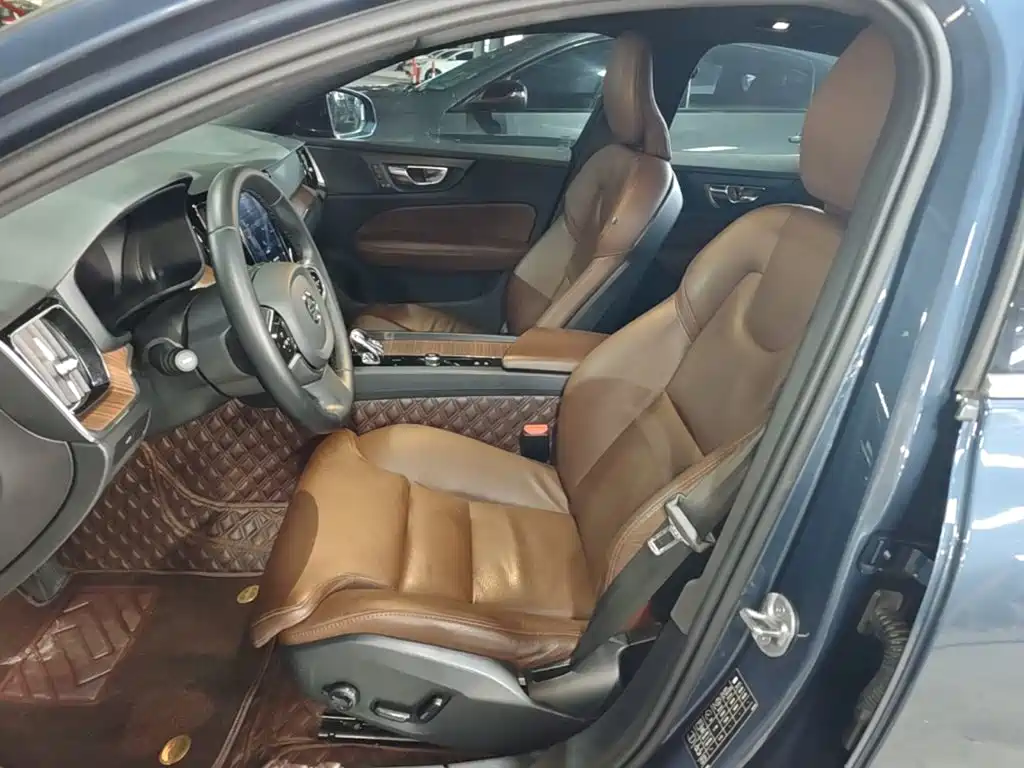 Photo 15 - Volvo S60
