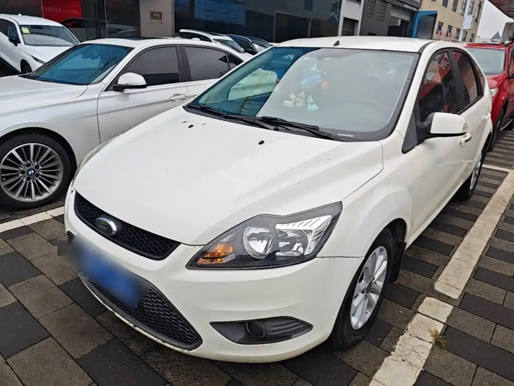 Фото 1 - Ford Focus