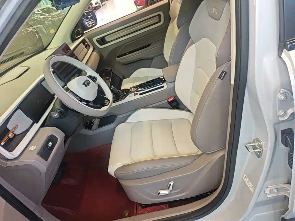 Geely ICON 2025 2026 Chocolate 1.5TD Delicate Edition