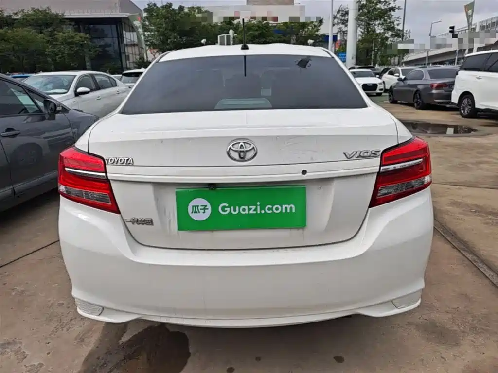 Toyota Vios 2017 1.5L CVT Pioneer фото 4