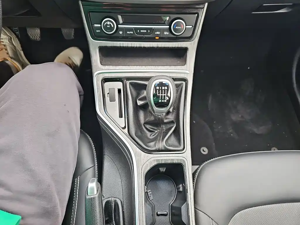 Geely Emgrand GS 2019 2018 Elegance Edition 1.8L Manual Leading Style