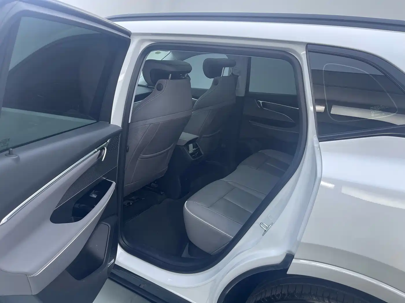 Buick E5 2024 2023 Premium Long Range Edition