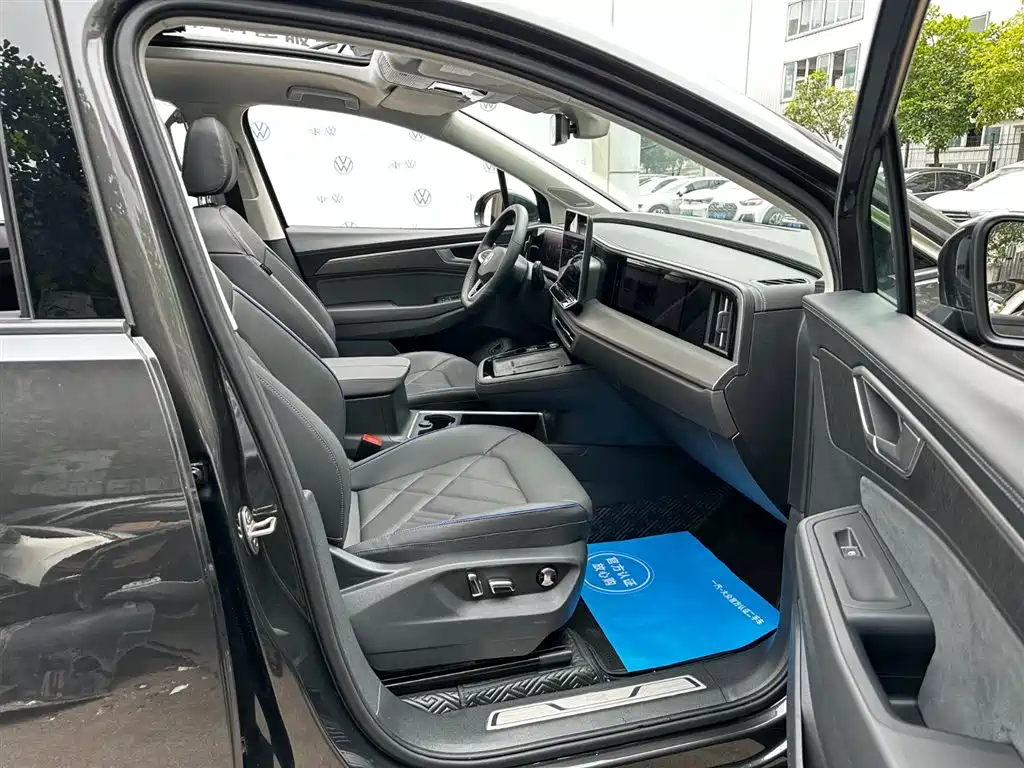 Volkswagen Talagon 2025 450TSI R-Line 6-Seater фото 29