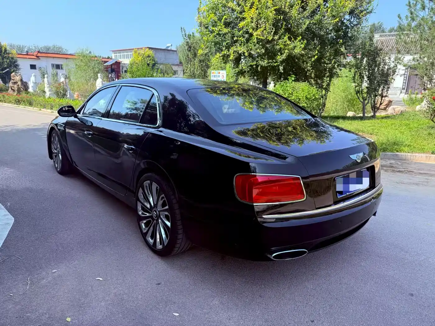 Bentley Flying Spur 2013 6.0T W12 Luxury Edition фото 4