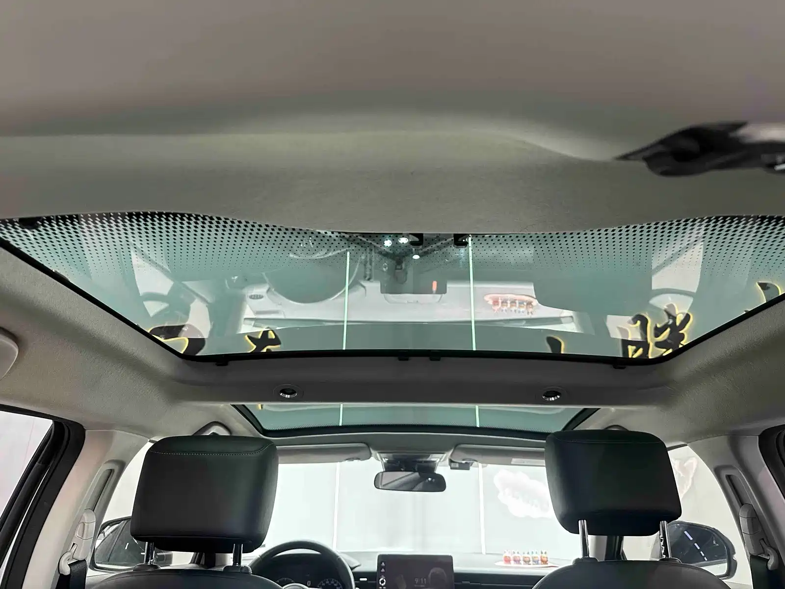 Photo 16 - Honda Vezel