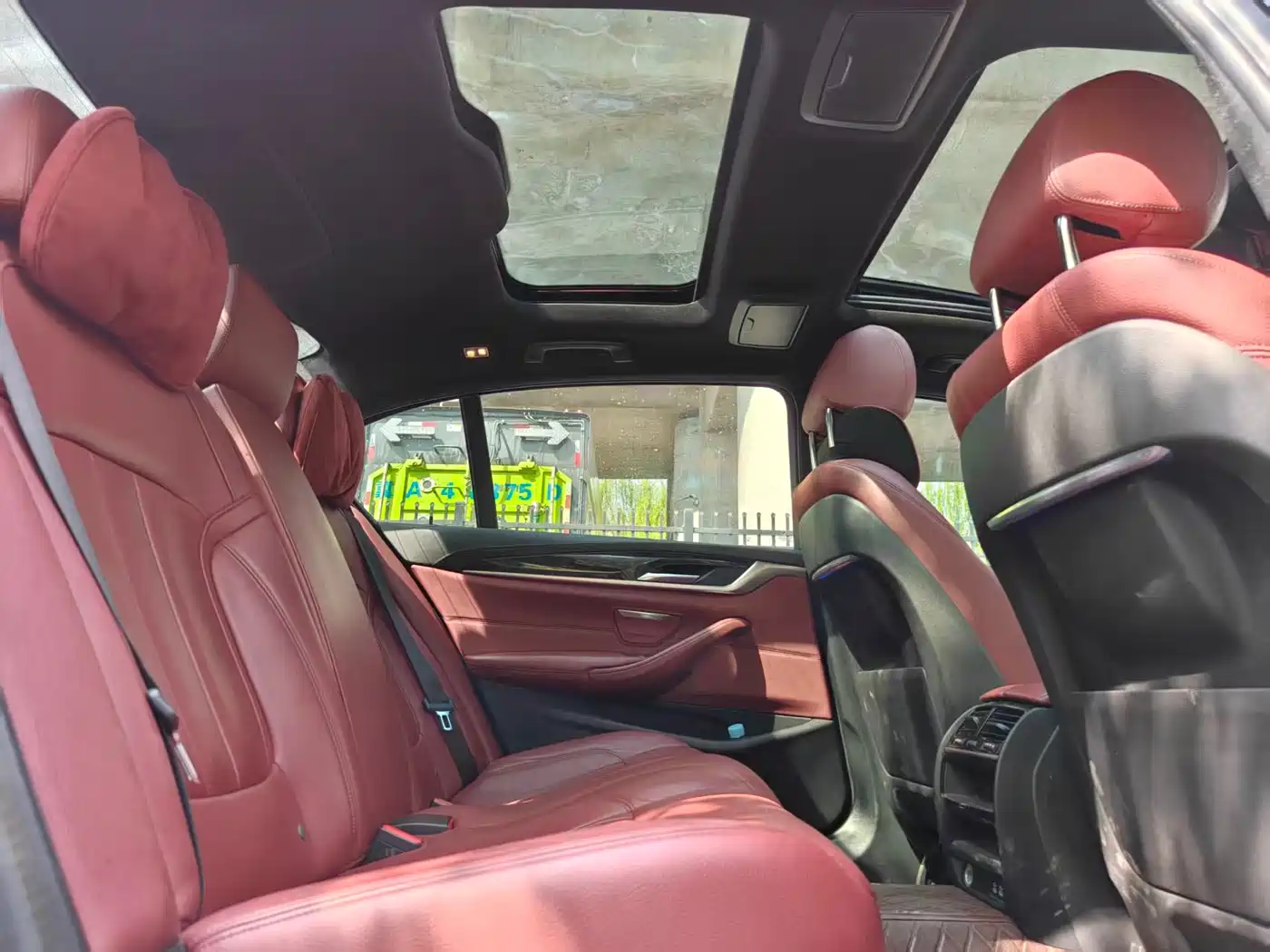 BMW 5 Series 2020 530Li Leading M Sport Package фото 12