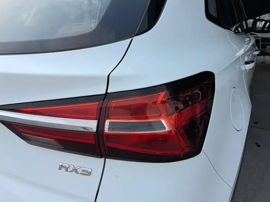 Фото 8 - Roewe RX3