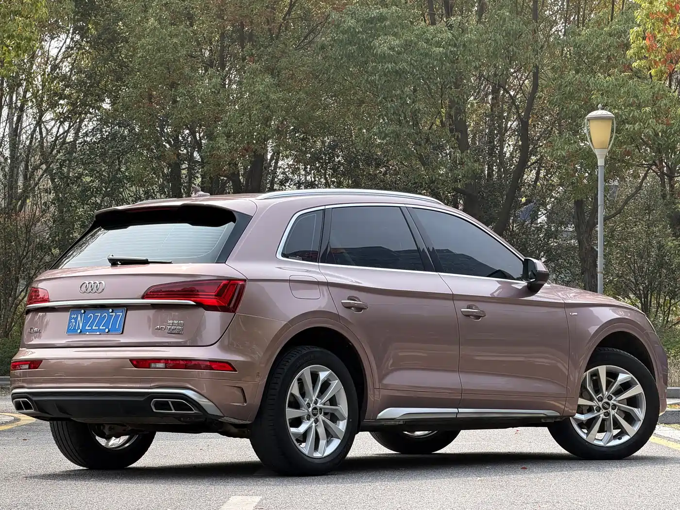 Audi Q5L 2022 40T Luxury Dynamic фото 4