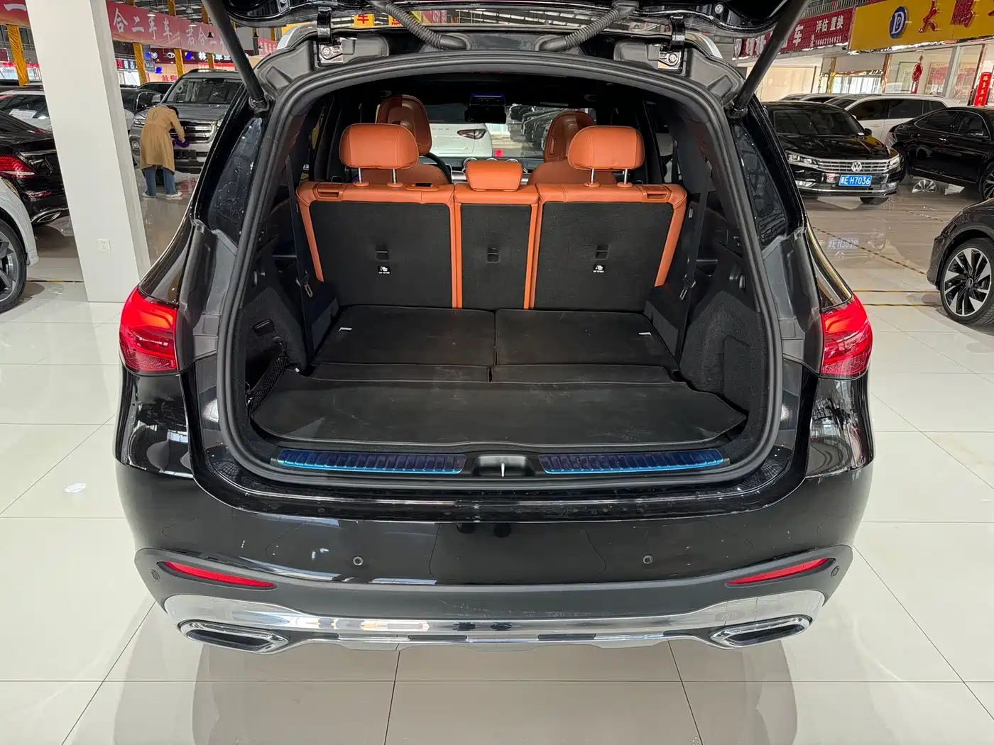 Mercedes-Benz GLC 2023 GLC 300 L 4MATIC Dynamic 7-Seater фото 16