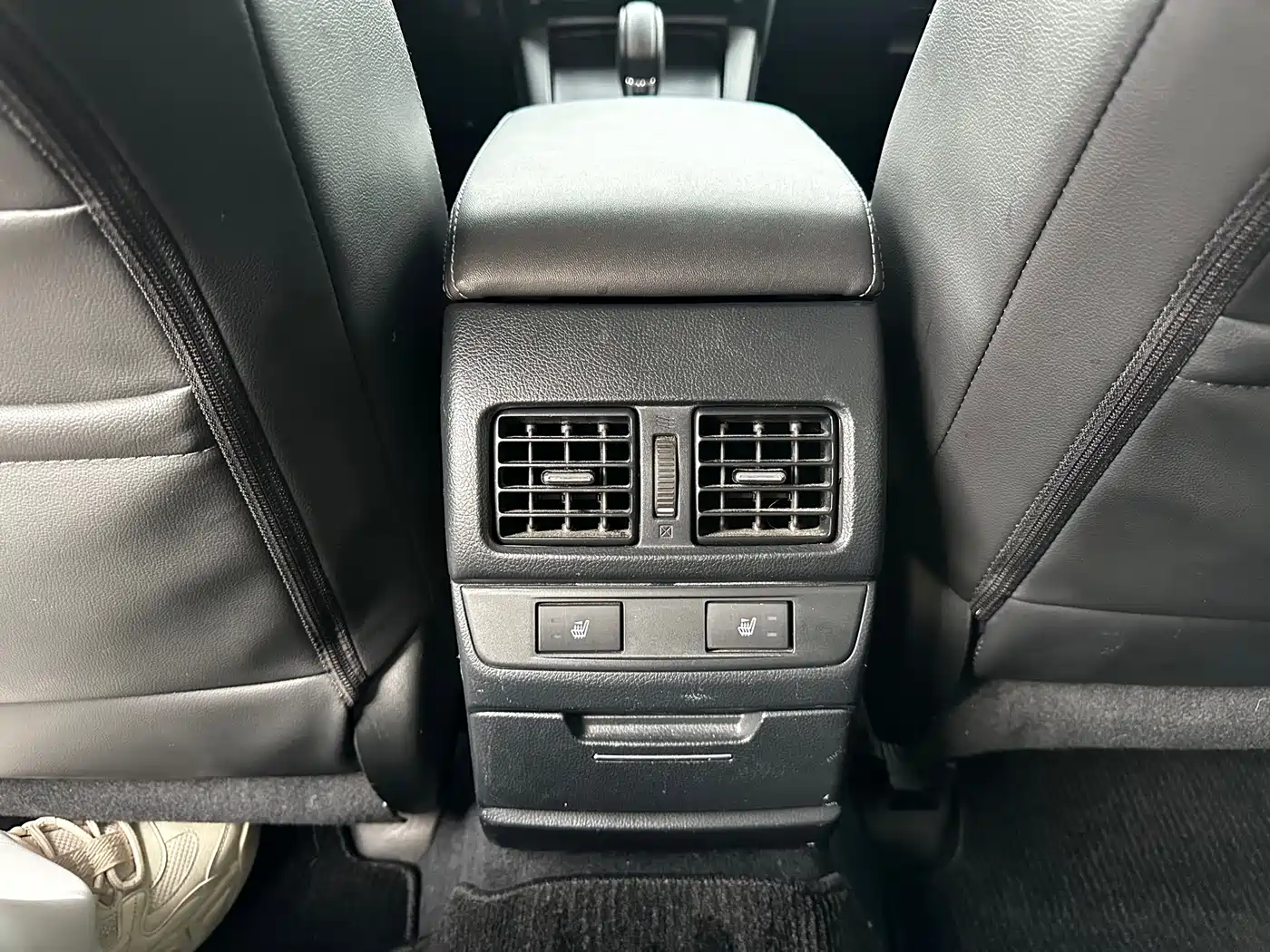 Subaru Outback 2015 2.5i Sport Navigation Edition фото 15