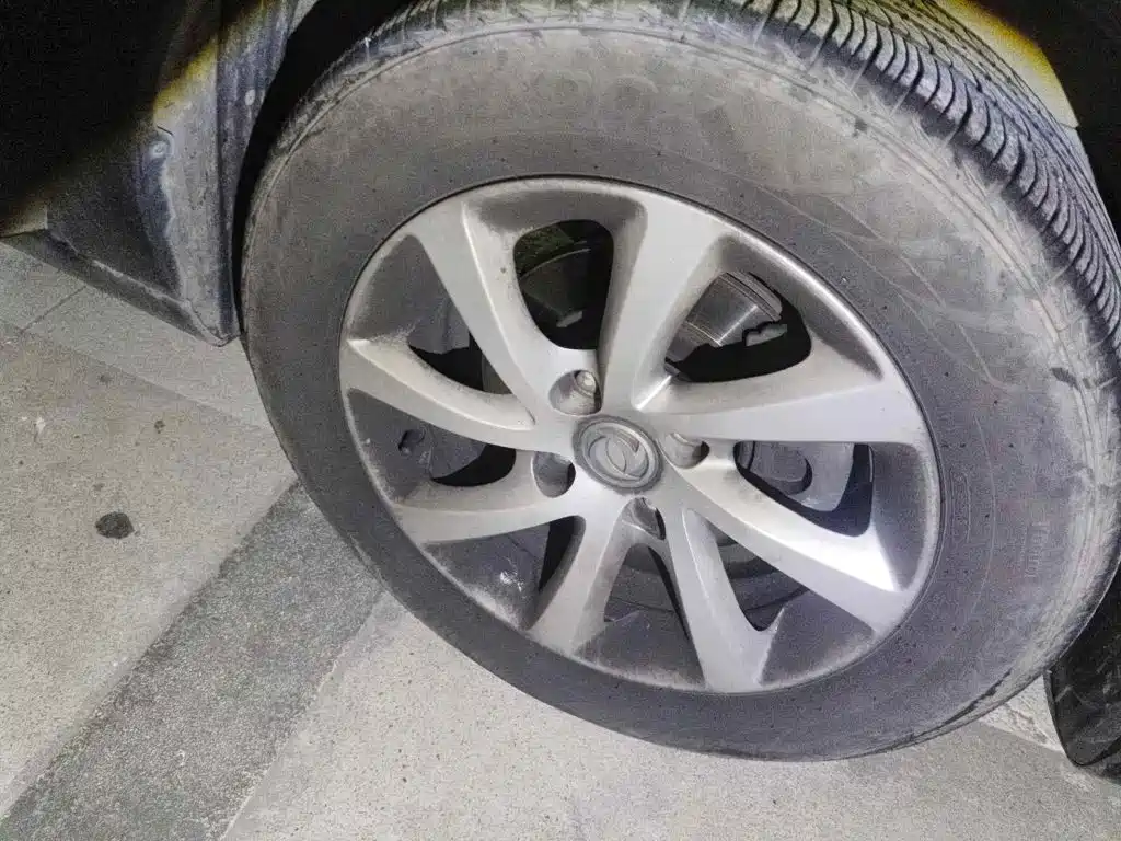 Dongfeng Aeolus Dongfeng Fengshen S30 2013 2013 1.6L Manual Elegance