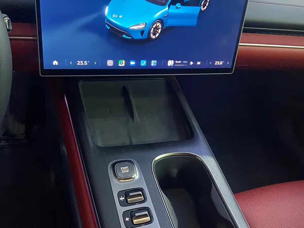 XIAOMI CAR XIAOMI SU7