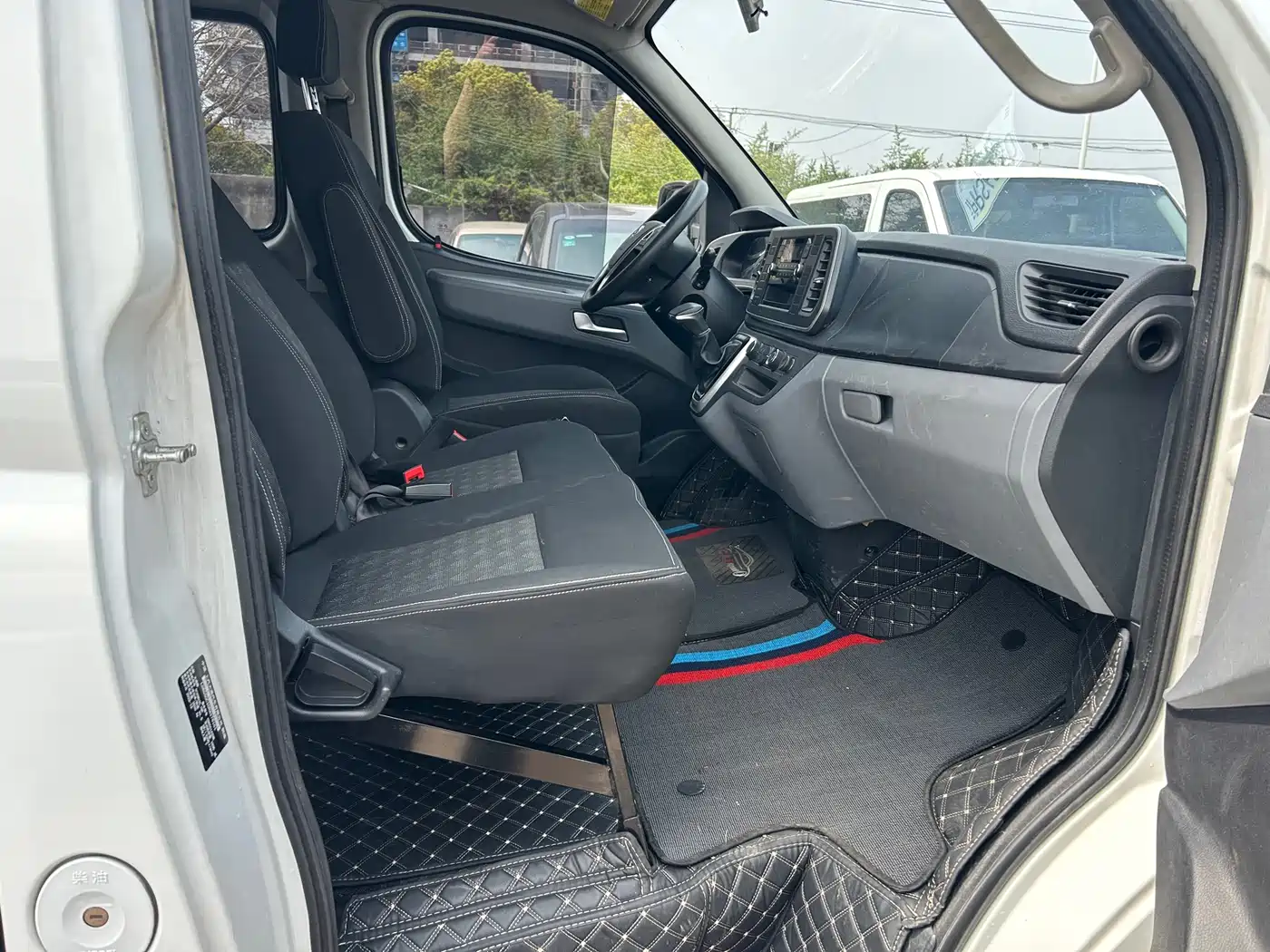 SAIC MAXUS XINTU V80