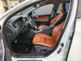 Photo 9 - Volvo V60