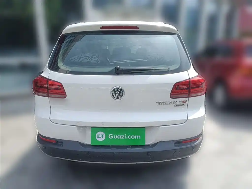 Volkswagen Tiguan 2015 1.8TSI Automatic 4WD Highline фото 4