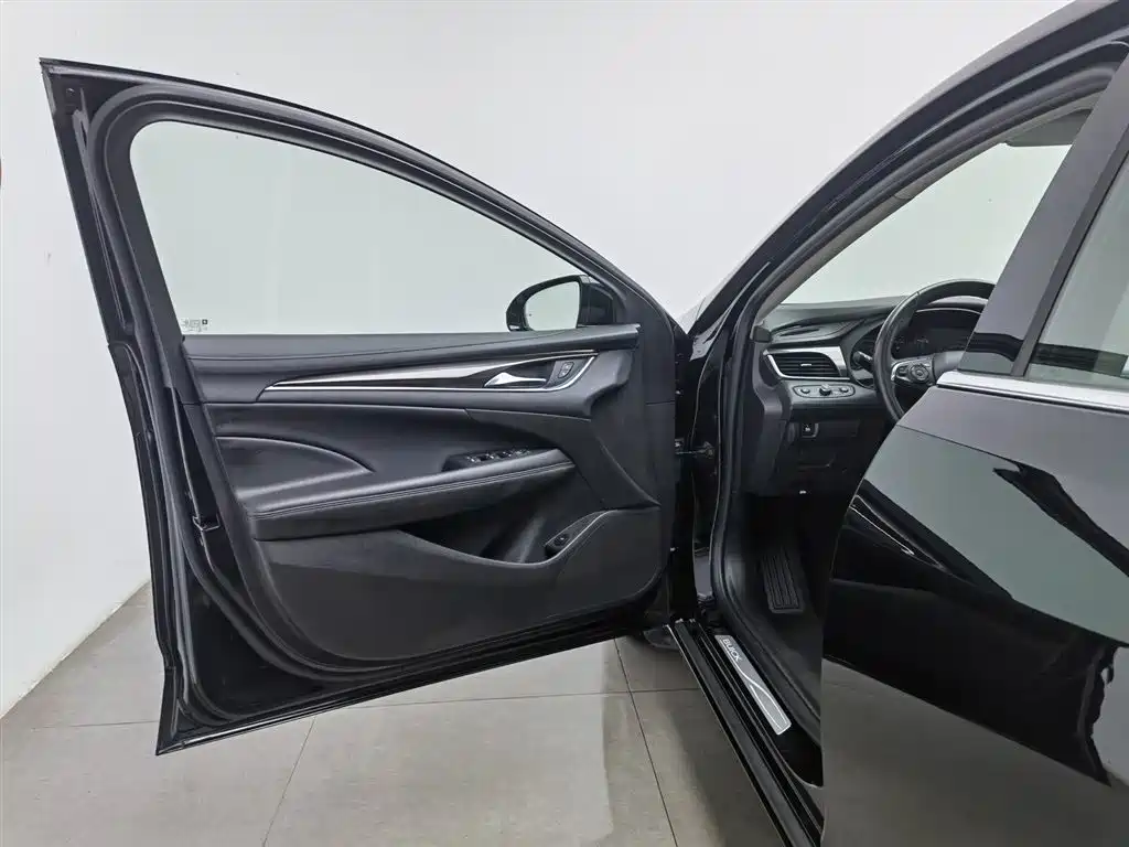 Buick LaCrosse 2021 652T Luxury Edition фото 8