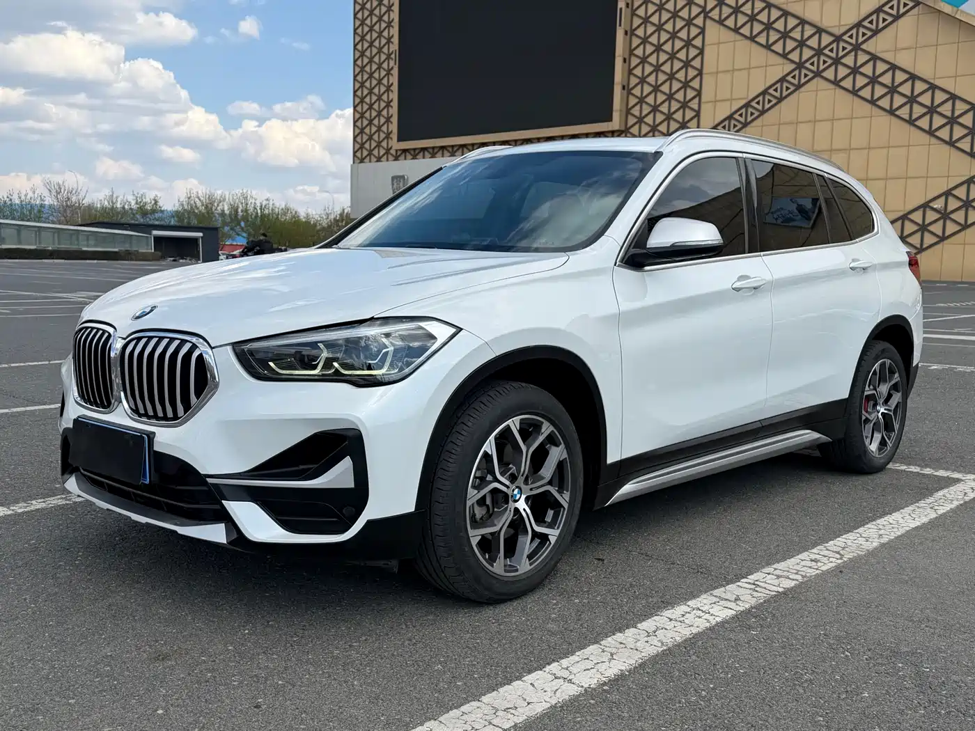 BMW X1 2022 sDrive20Li Premium