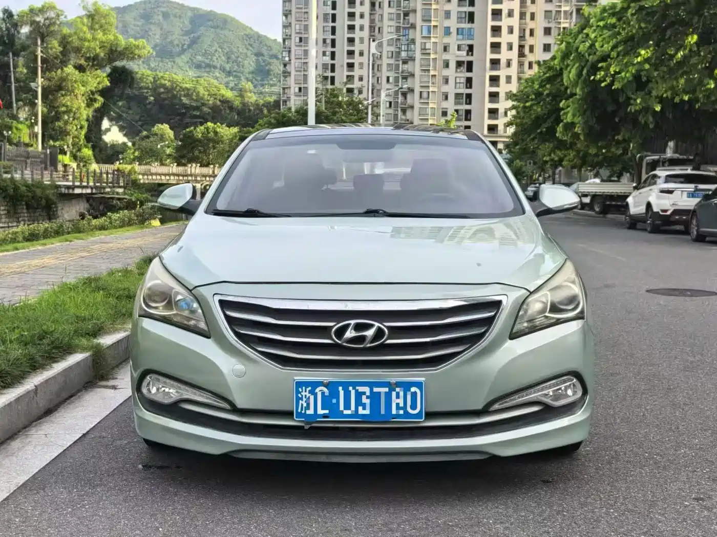 Фото 2 - Hyundai Mistra