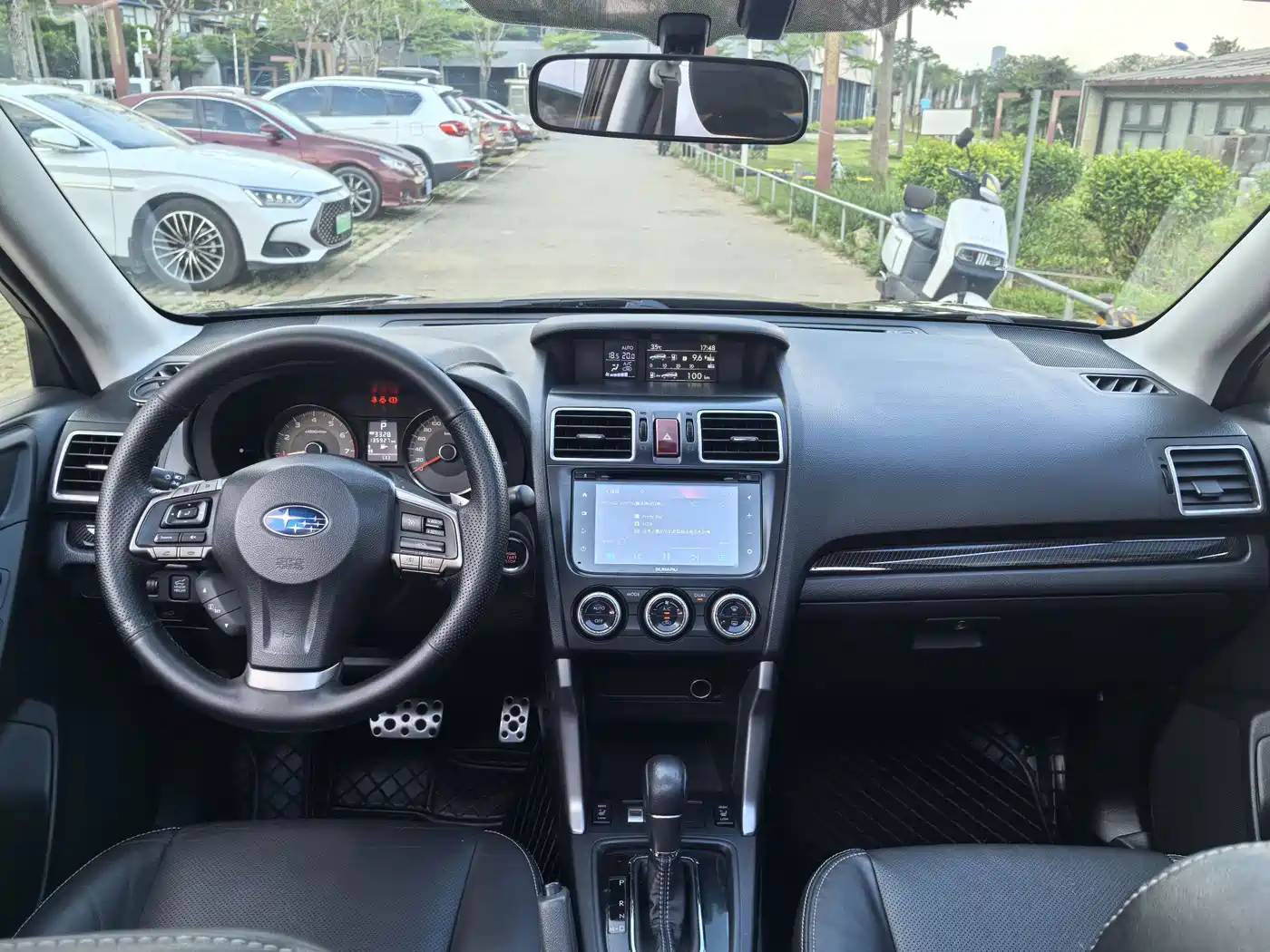 Subaru Forester 2015 2.5i Special Commemorative Edition фото 5