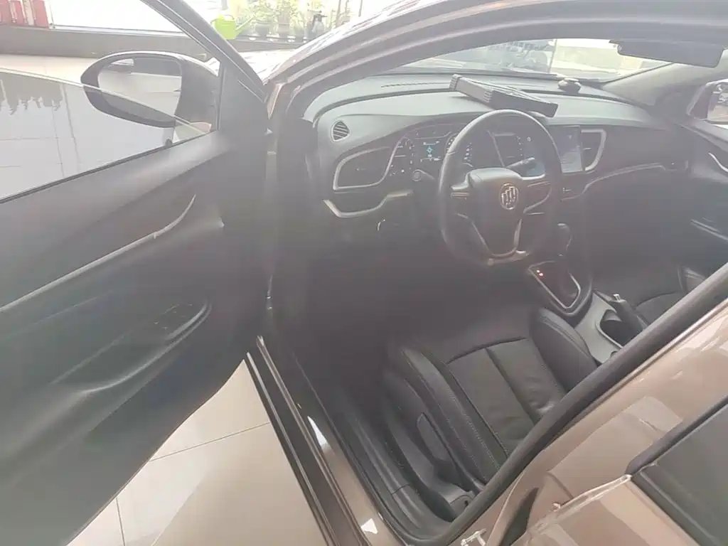 Фото 16 - Buick Excelle