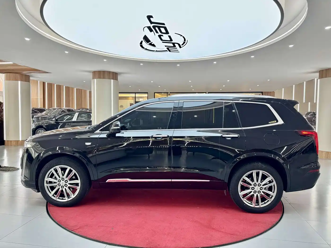 Cadillac XT6 2022 2.0T 6-Seater 4WD Luxury Edition фото 8