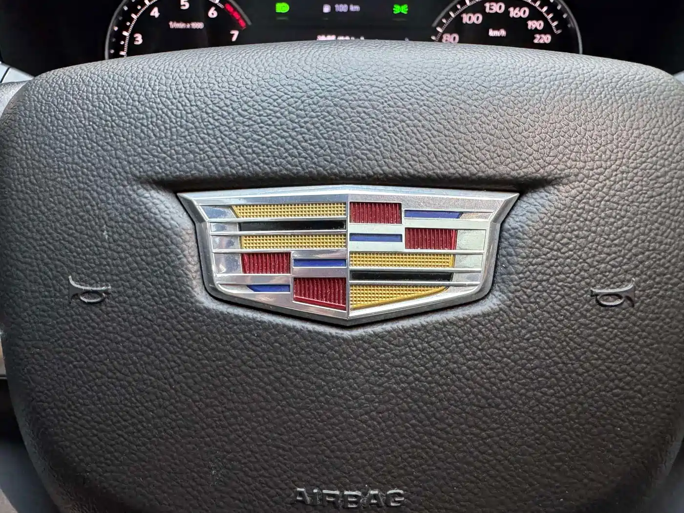 Cadillac XT6 2022 2.0T 6-Seater 4WD Luxury Edition фото 21