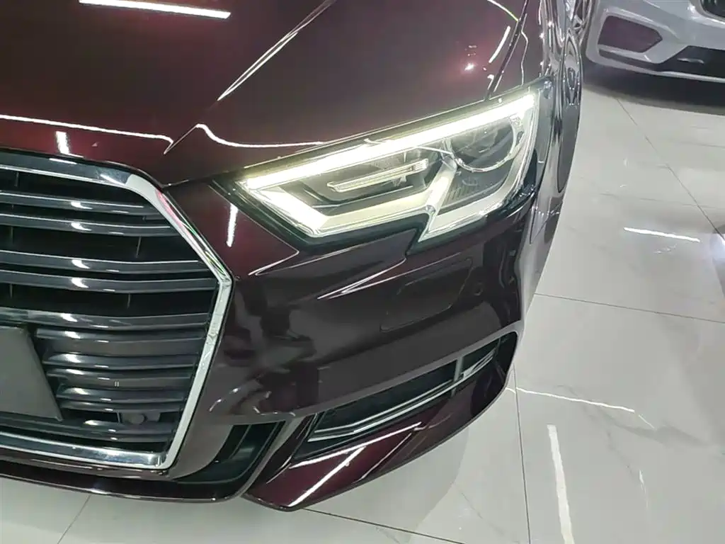 Audi A3 2018 30th Anniversary Sportback 35 TFSI Fashion фото 24