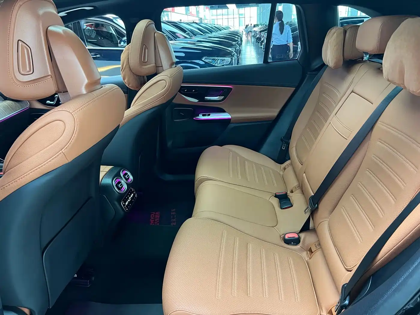 MERCEDES-BENZ GLC