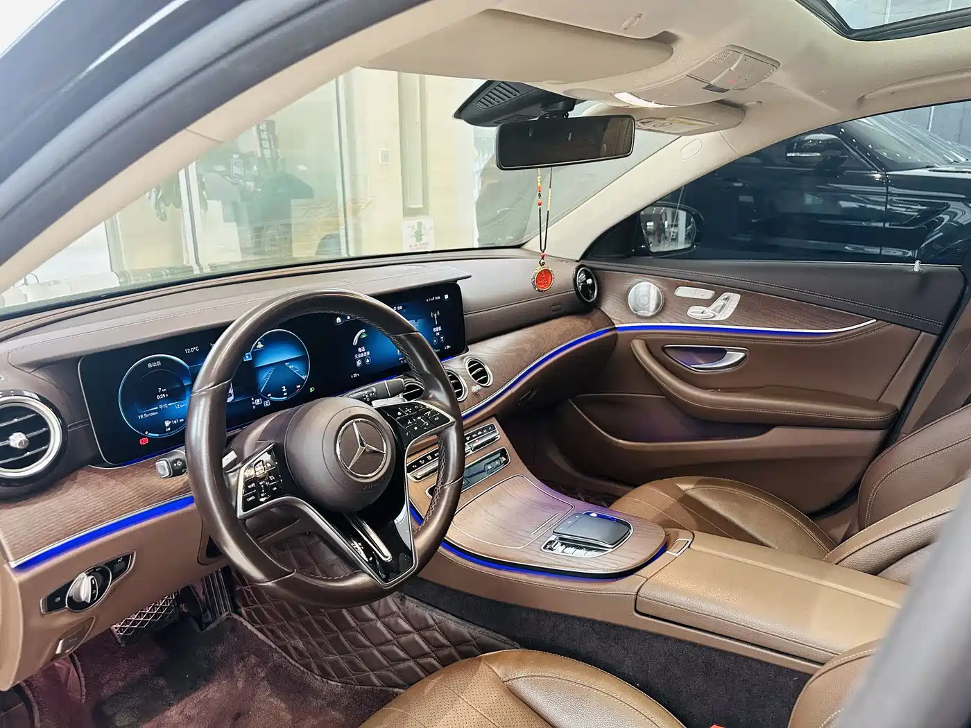 Mercedes-Benz E-Class 2021 E 300 L Luxury фото 6